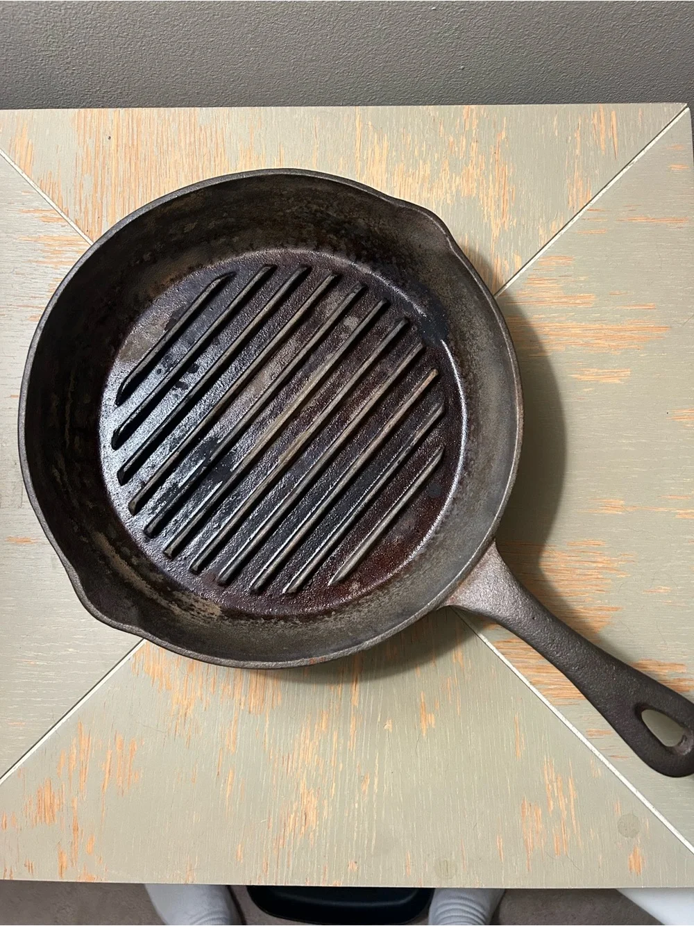 Wagner 11.5 Cast Iron Ribbed Grill Skillet